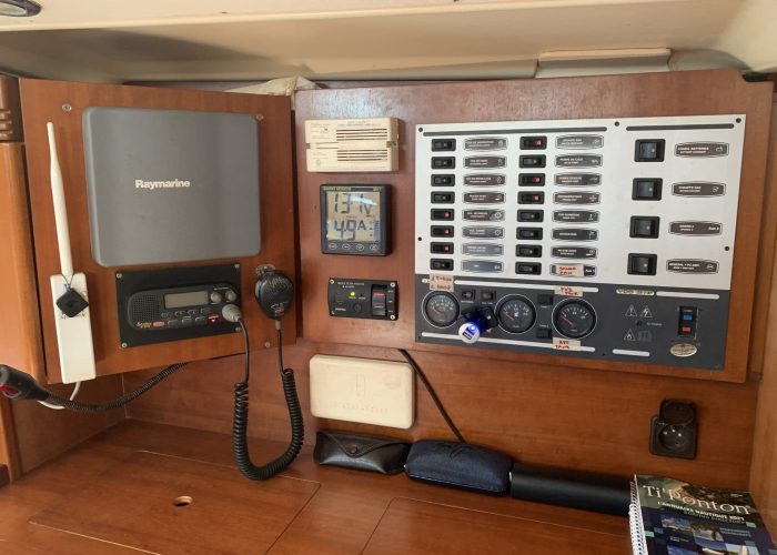 7FB327D7-5B3B-4BAD-A0B0-CCAA15D73F5F