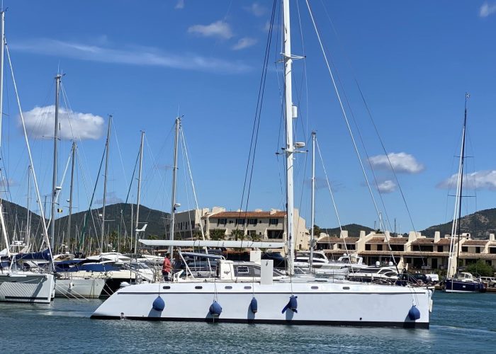 8CC4C1B9-BC66-4DA4-AE3E-EDAF297DCC26