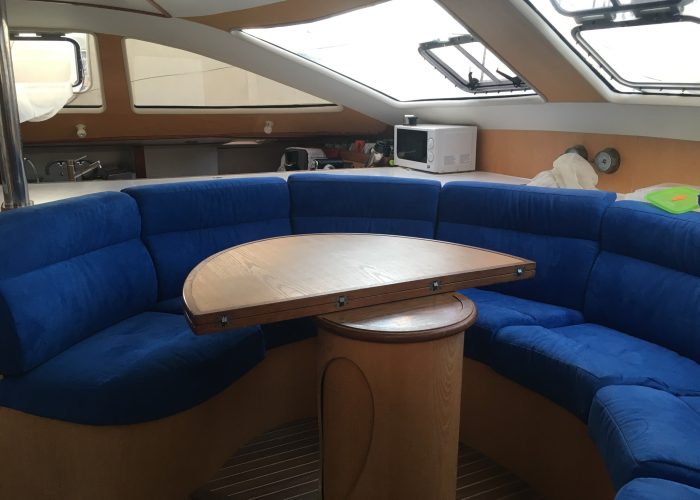 CC7B0333-4058-453D-AD6C-9A5C7DEA8C45