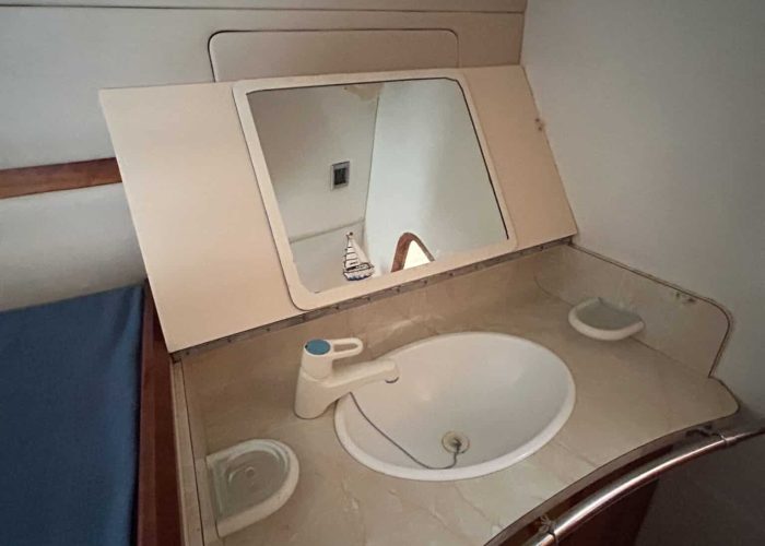 evier dans cabine arr tribord