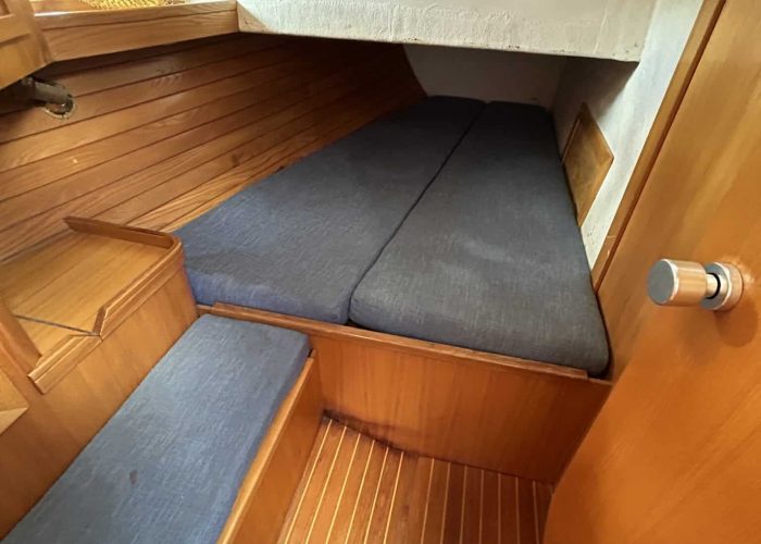 starboard aft cabin